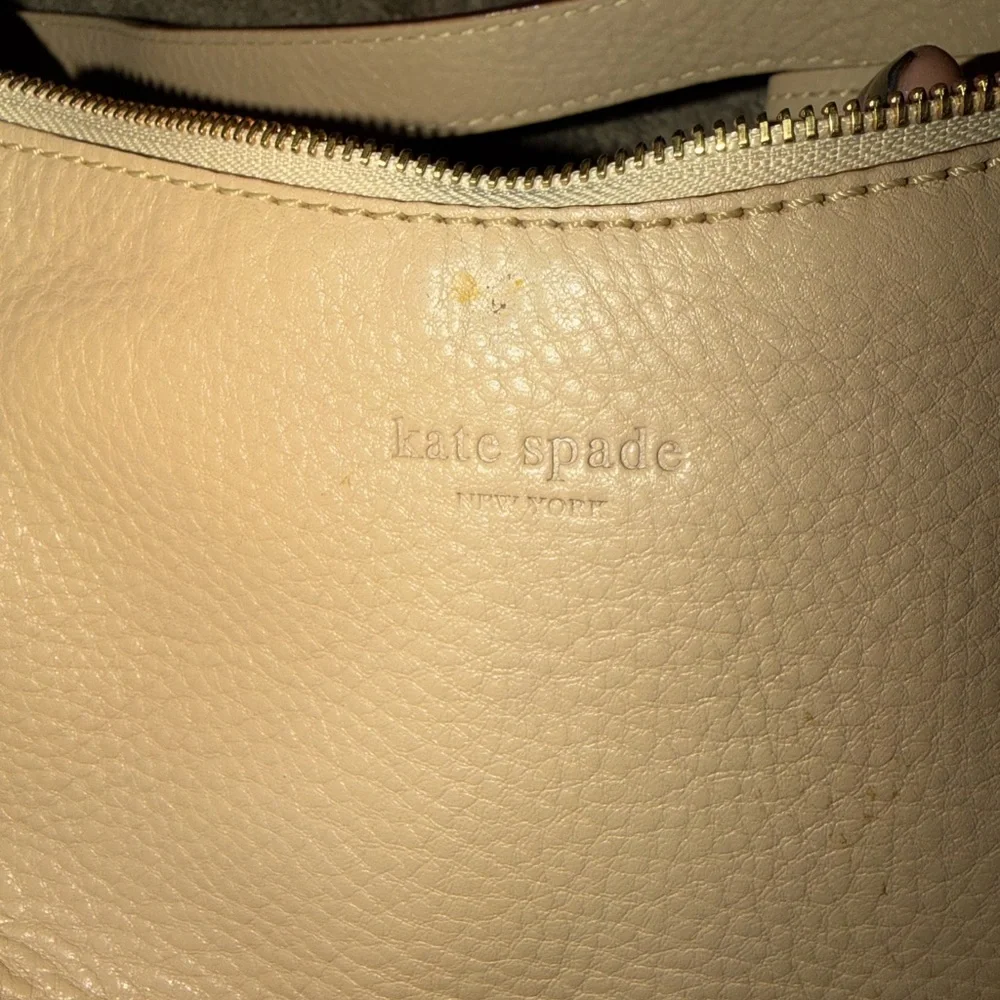 Kate Spade Beige Leather Shoulder Bag - Picture 3 of 9